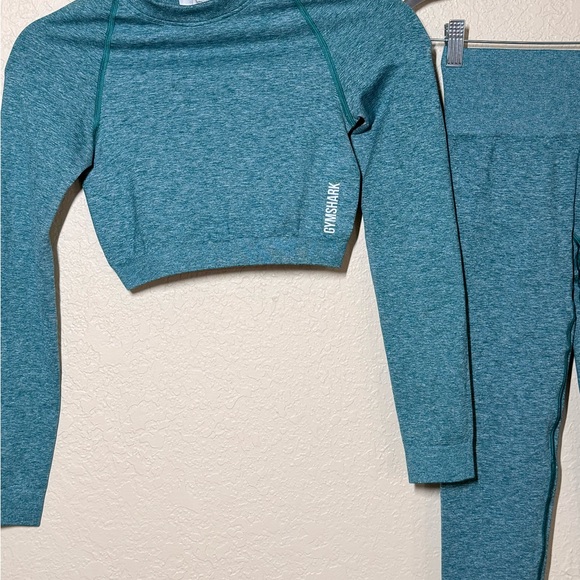 Gymshark Seamless Crop Top & Leggings Set Teal Women’s Activewear - Picture 2 of 7